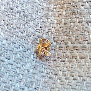 Brent Neale single 18k bubble “R” earring with diamond